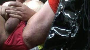 Hot dad masturbates on cam