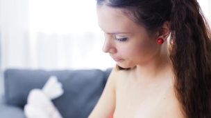 brunette tenåring babe hardcore blowjob