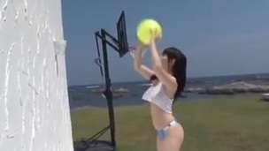 brunette tenåring asiatisk store pupper lingerie