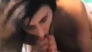 brunette blonde amatør hårete leketøy utendørs