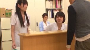 hardcore trekant blowjob doggystyle asiatisk handjob virkelighet uniform cowgirl ffm