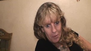 Provoking golden-haired floozy shows off her hairless pussy and worships a dick